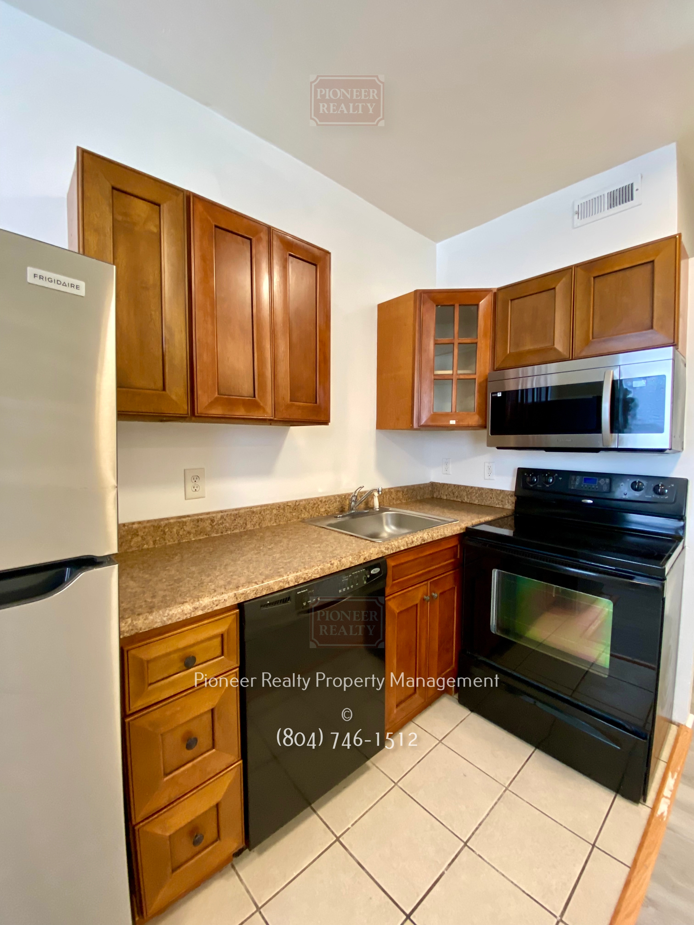 1421 W. Leigh Street - B